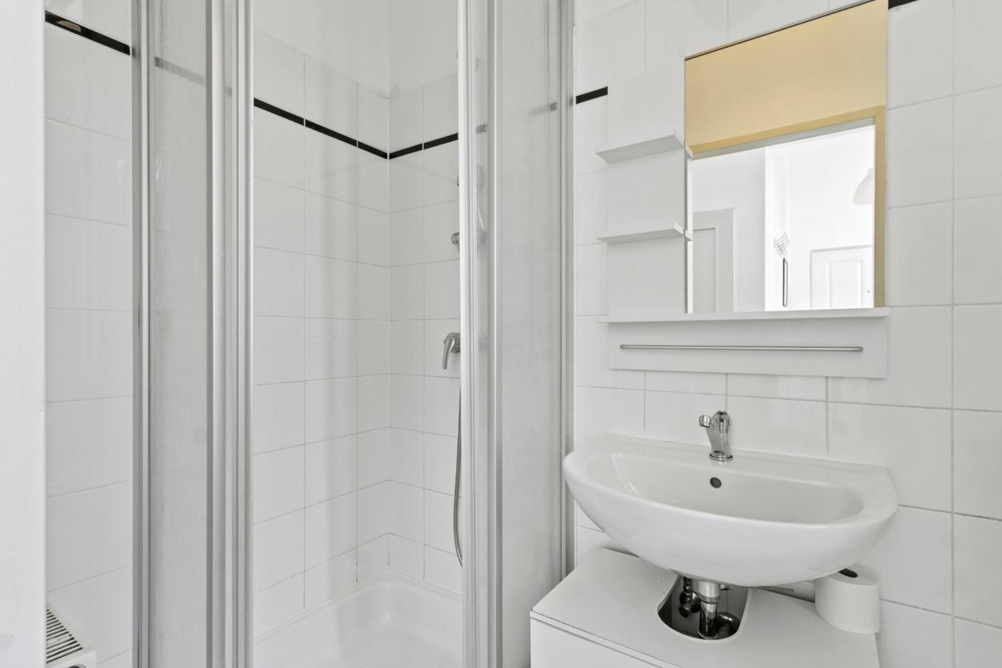 Stylish Apartment, 4 Min To U3 Zipperer Strasse Vienna Esterno foto